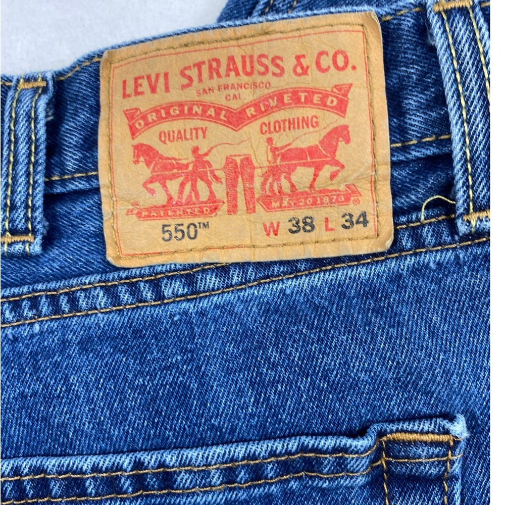 Levis 550 Straight Leg Jeans Mens Size 36 x 32.5 Blue Medium Wash Denim‎ Pants - Picture 3 of 12